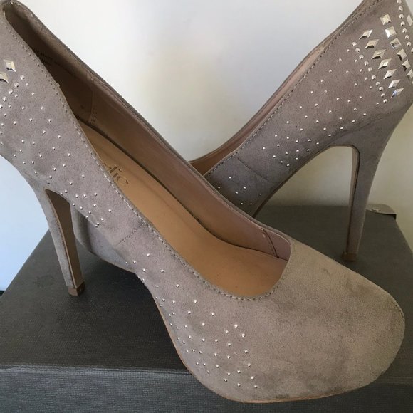 Charming Charlie Taupe Suede Platform Stilettos - Picture 11 of 12
